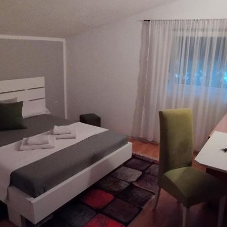 Villa Monera Apartments & Rooms & Free Garage Mostar Exterior foto